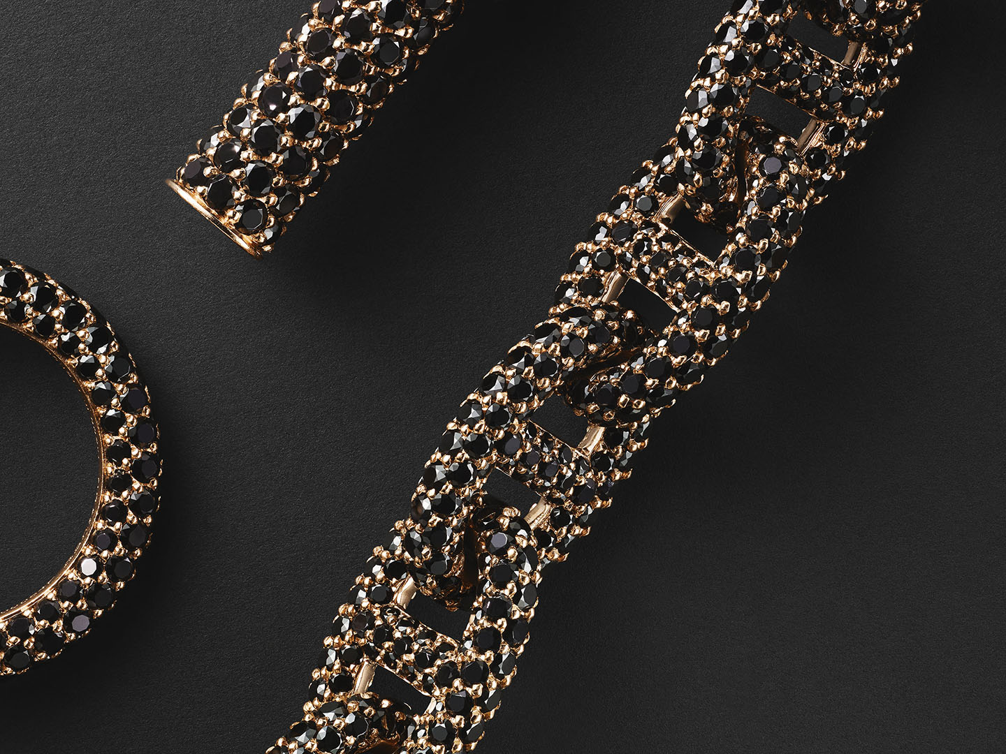 Giulia Querenghi Stylist for Hermès