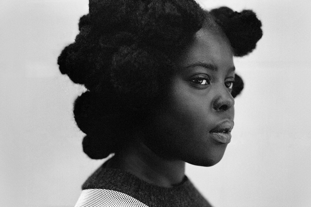 Jade Deshayes Photographer for Cara Magazine II